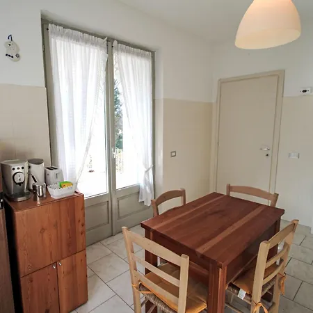 Roberto By Interhome